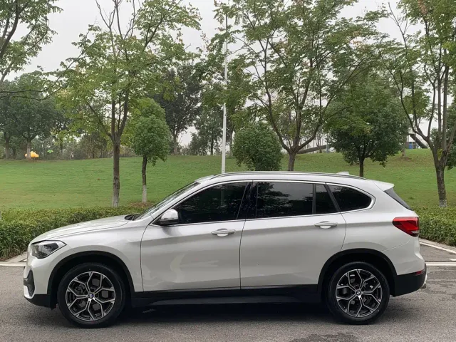 BMW X1 — Фото автомобиля 4