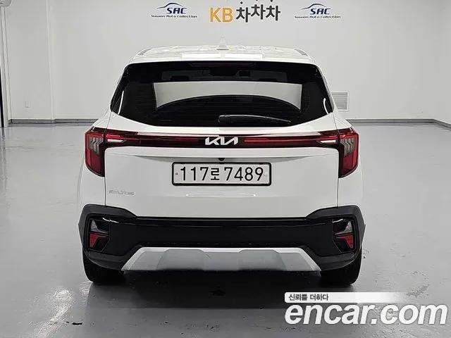 Kia Seltos Новый Seltos Бензин 2.0 2WD — Фото автомобиля 3