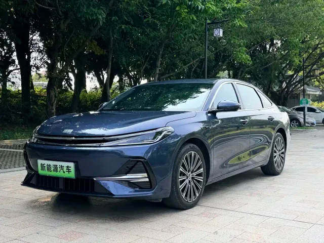 Фотография автомобиля — Geely Galaxy A7