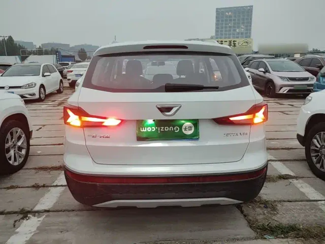 Jetta VS5 — Фото автомобиля 5