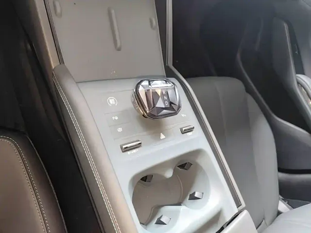 BYD Qin L — Фото автомобиля 13