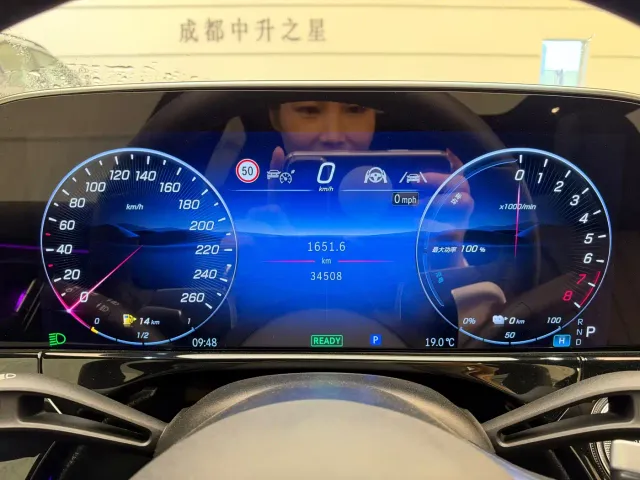 Mercedes-Benz E-Class — Фото автомобиля 17