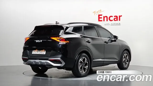 Kia Sportage Sportage 5-е поколение Дизель 2.0 2WD — Фото автомобиля 2