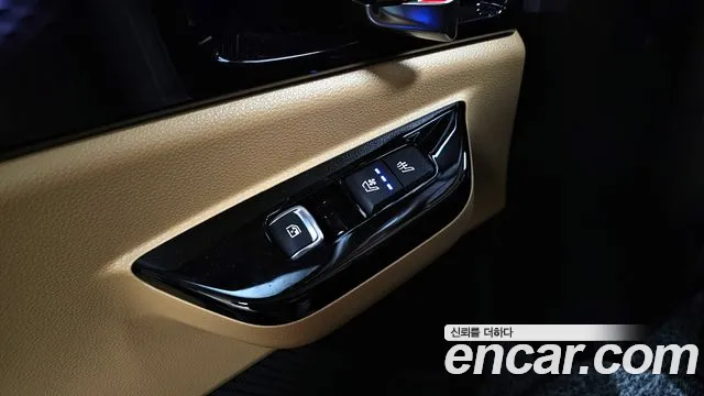 Kia Canival Carnival 4 поколение Бензин 7 мест Signature — Фото автомобиля 17