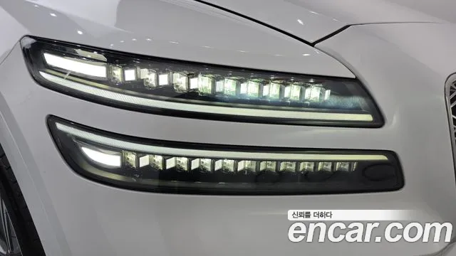 Genesis GV80 — Фото автомобиля 7