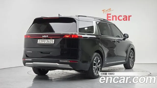 Kia Carnival Generation 4 — Фото автомобиля 2