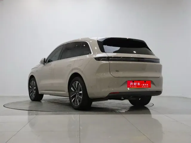 Li Auto L6 — Фото автомобиля 6