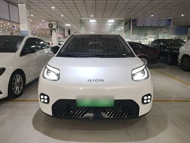 GAC Aion UT — Фото автомобиля 2