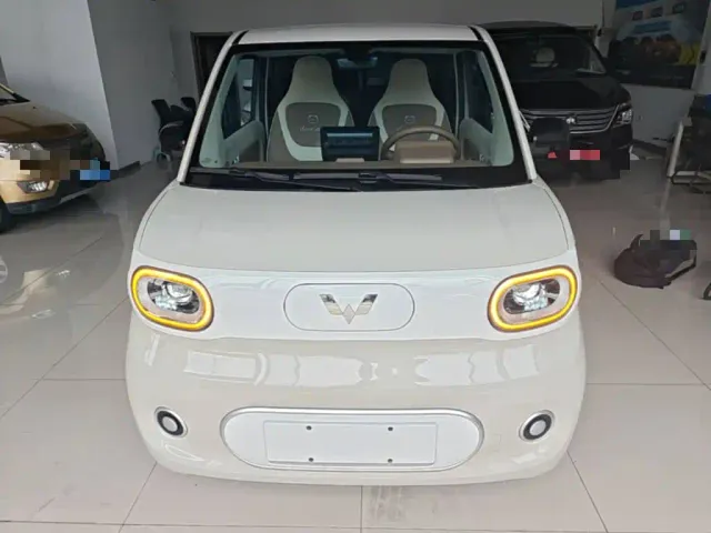 Wuling Hongguang Mini EV — Фото автомобиля 2