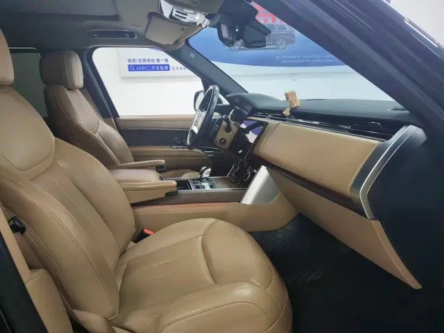 Land Rover Range Rover — Фото автомобиля 12