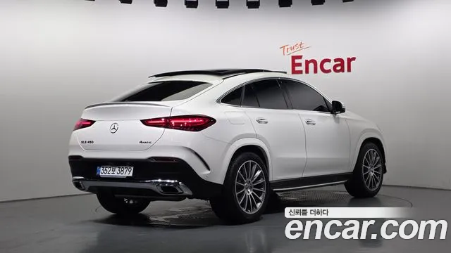 Mercedes-Benz GLE-Class — Фото автомобиля 2