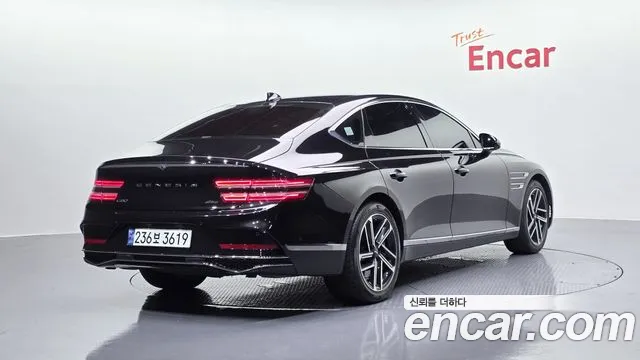 Фотография автомобиля — Genesis G80 G80 (RG3) Бензин 2.5 турбо AWD