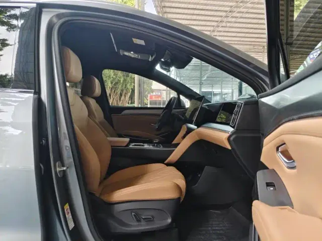 BYD Song L DM-i — Фото автомобиля 7