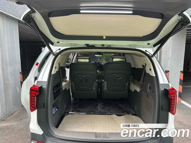 Kia Canival Новый Carnival 4 поколение Дизель 9 мест Hi-Limousine (Спецкузов) — Фото автомобиля 5