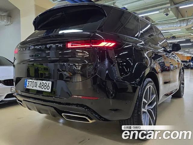 Land Rover Range Rover Sport — Фото автомобиля 4