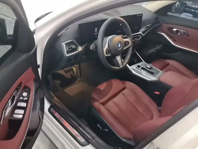 BMW i3 — Фото автомобиля 15