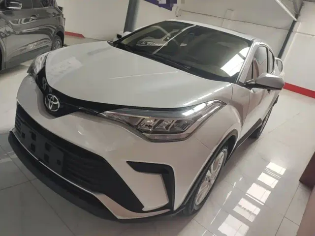 Фотография автомобиля — Toyota IZOA