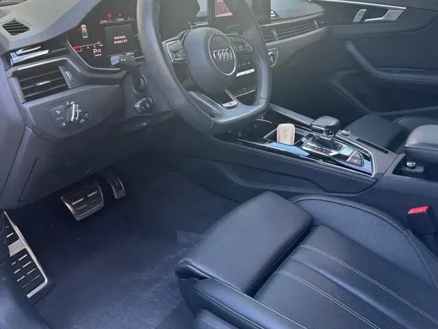 Audi A4L — Фото автомобиля 8