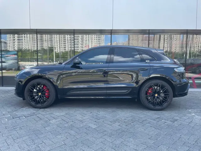 Porsche Macan — Фото автомобиля 8