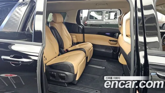 Kia Carnival 4th Gen — Фото автомобиля 18