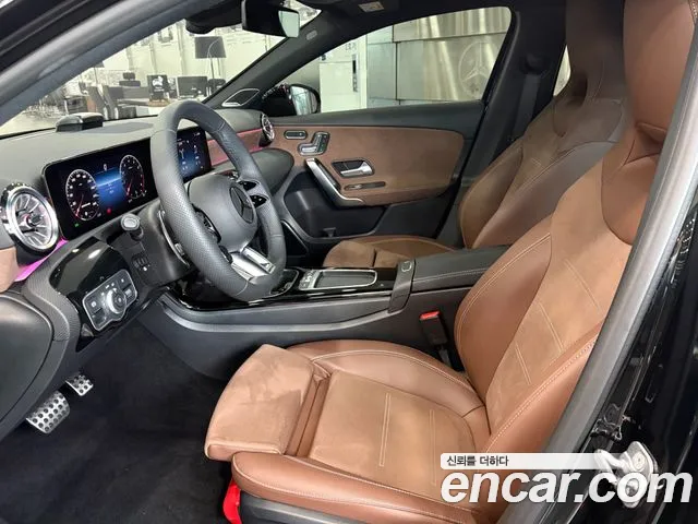 Mercedes-Benz A-Class — Фото автомобиля 9