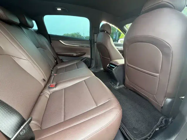 Changan Qiyuan A07 — Фото автомобиля 15