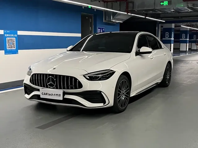 Фотография автомобиля — Mercedes-Benz C-Class