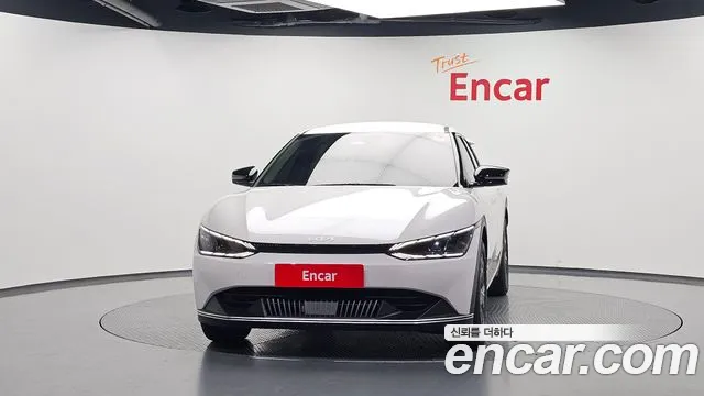 Kia EV6 — Фото автомобиля 3