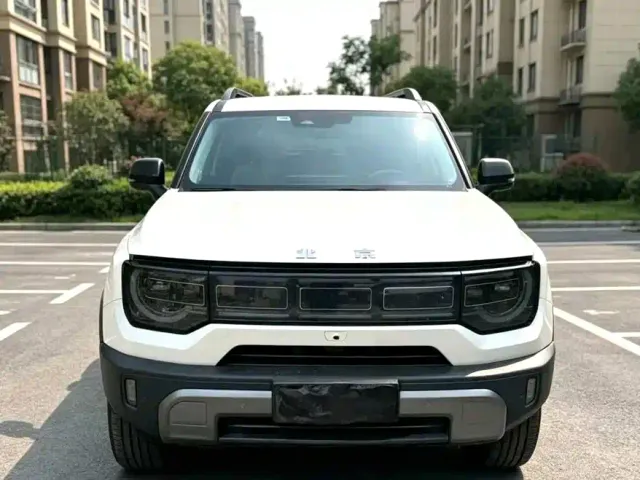 BAIC BJ30 — Фото автомобиля 2