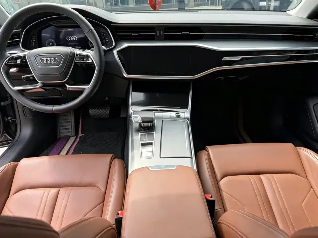 Audi A7L — Фото автомобиля 5