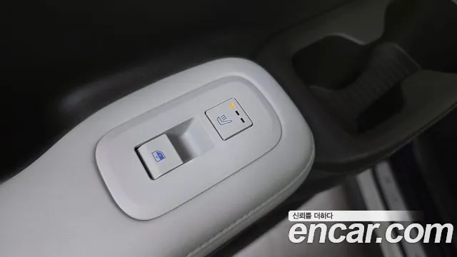 Hyundai Santa Fe MX5 — Фото автомобиля 18