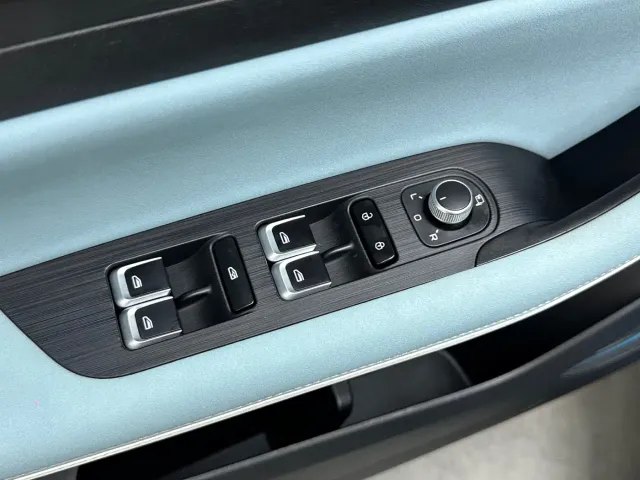 Geely Emgrand S — Фото автомобиля 10