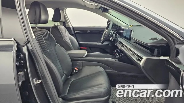 Hyundai Grandeur GN7 — Фото автомобиля 17