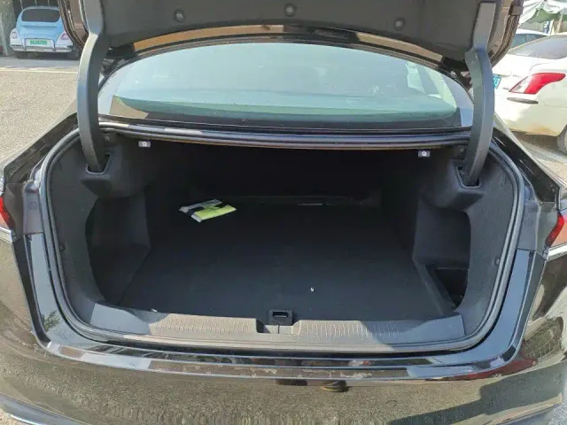 Buick LaCrosse — Фото автомобиля 6