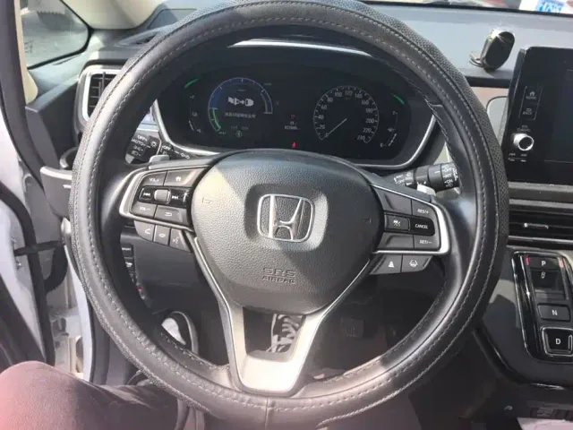 Honda Odyssey — Фото автомобиля 15