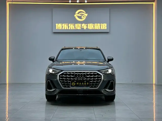 Audi Q3 — Фото автомобиля 2
