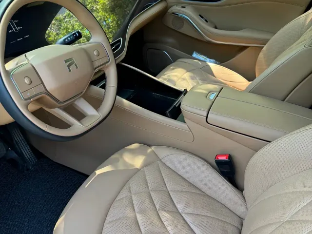 Roewe Feifan R7 2022 Standard Premium Edition — Фото автомобиля 4