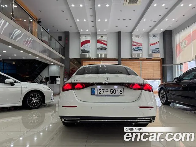 Mercedes-Benz E-Class W214 — Фото автомобиля 4