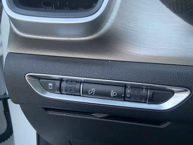 Geely Binyue — Фото автомобиля 13