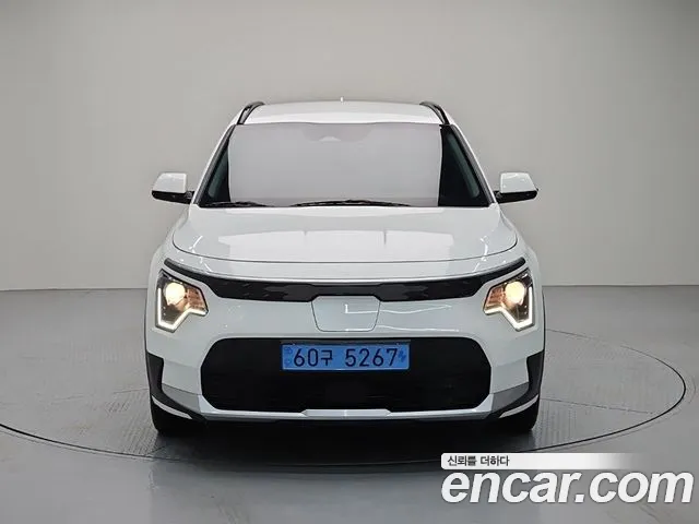 Kia Niro — Фото автомобиля 2