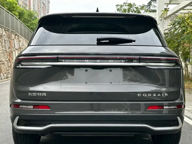 Lincoln Corsair — Фото автомобиля 4