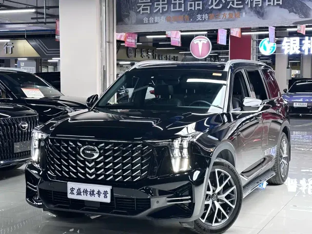 Фотография автомобиля — GAC Trumpchi GS8