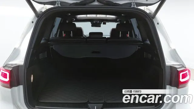 Mercedes-Benz GLB-Class — Фото автомобиля 7