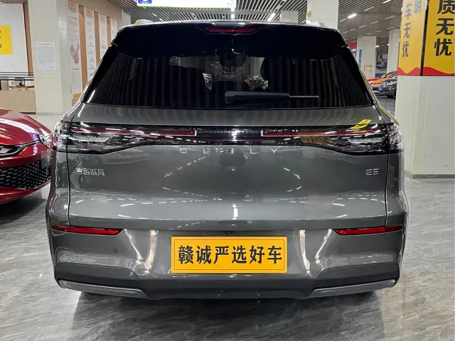 Geely Galaxy E5 — Фото автомобиля 3