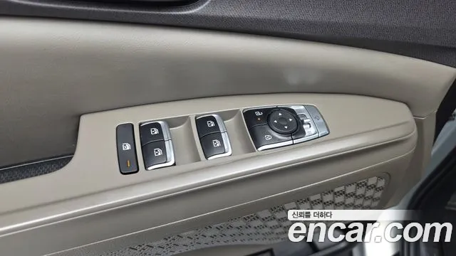Kia Carnival 4th Gen — Фото автомобиля 30