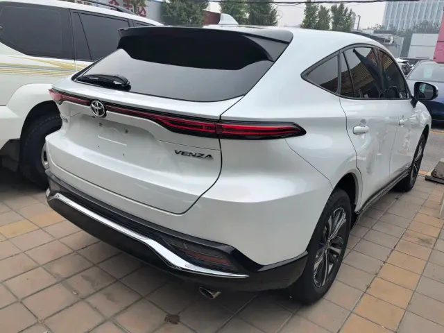 Toyota Venza — Фото автомобиля 4