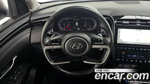 Hyundai Tucson Tucson (NX4) Бензин 1.6 турбо 2WD — Фото автомобиля 14