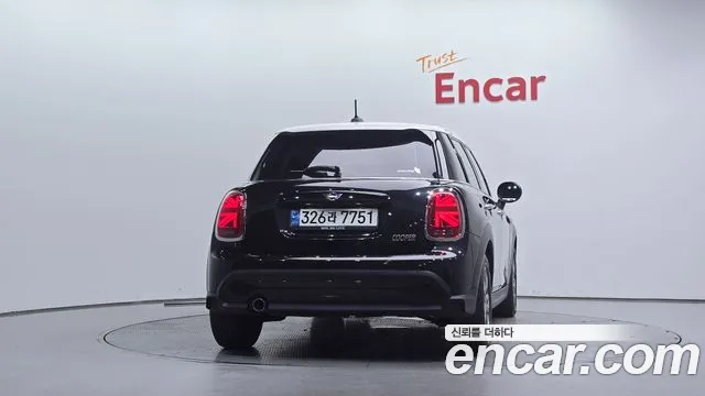 MINI Cooper — Фото автомобиля 4