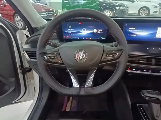 Buick Verano — Фото автомобиля 10