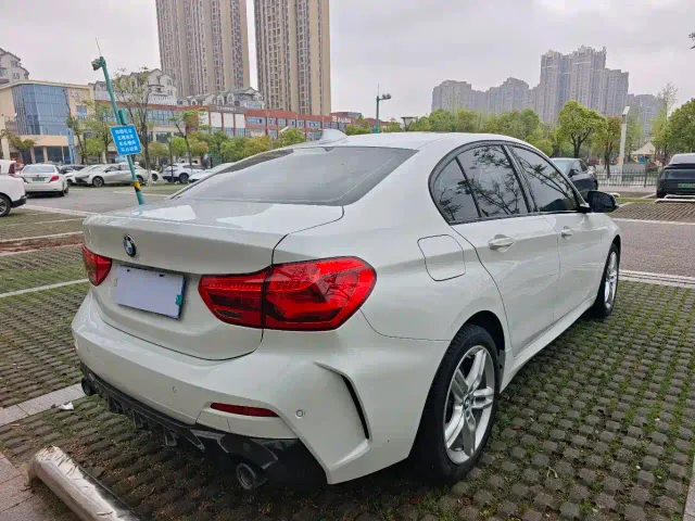 BMW 1 Series — Фото автомобиля 4